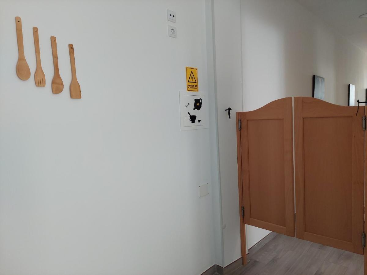 Casa Amarela: Conforto E Localizacao Perfeita! Faro Eksteriør bilde