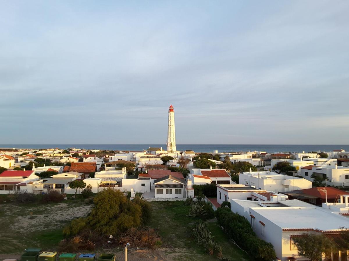 Casa Amarela: Conforto E Localizacao Perfeita! Faro Eksteriør bilde