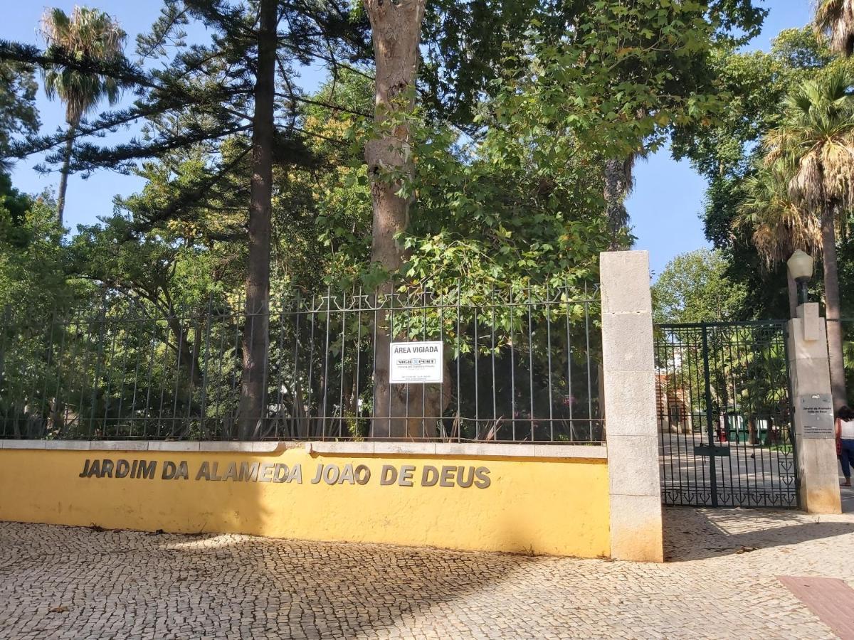 Casa Amarela: Conforto E Localizacao Perfeita! Faro Eksteriør bilde